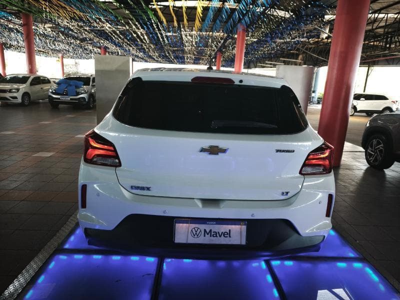 Chevrolet Onix 1.0 Turbo Flex LT Automático 2021/2022 — foto 6 de 8